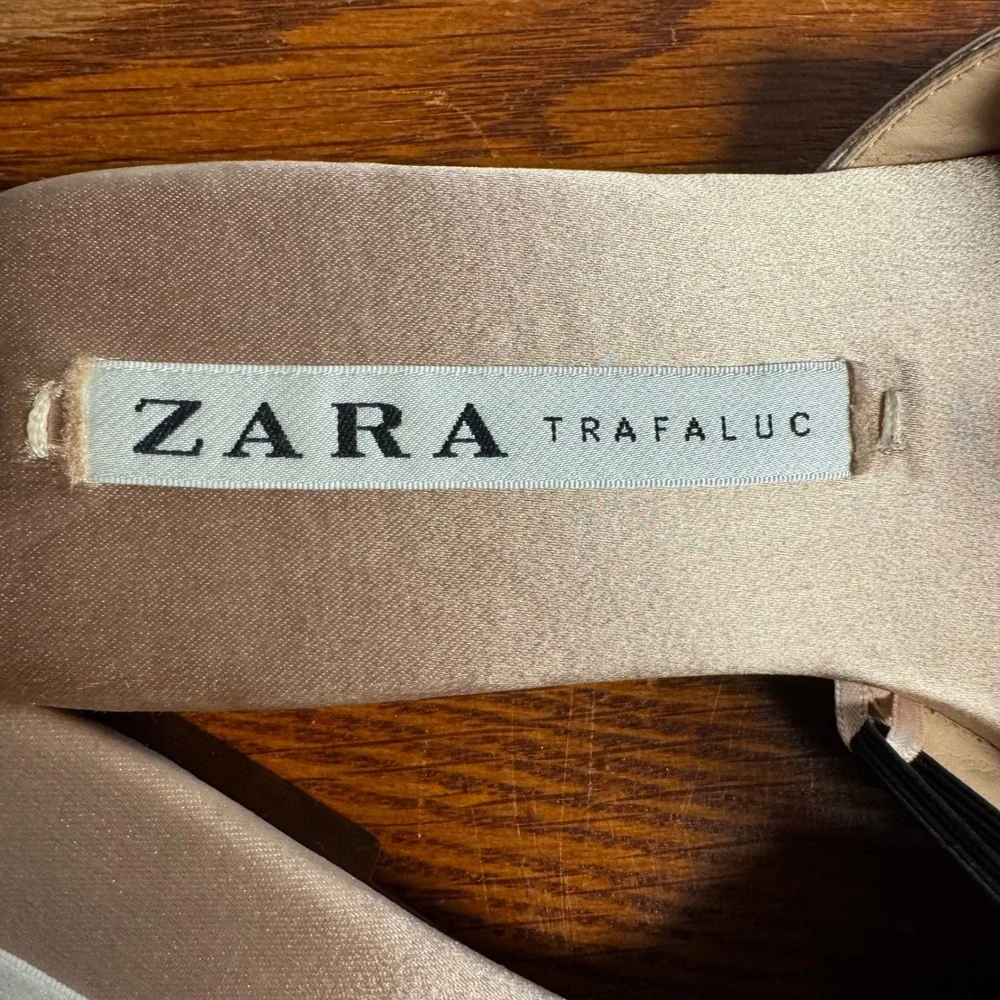 Zara Trafaluc Pearl Rhinestone Satin Slide Sandals Champagne NWT Size 35 - Picture 3 of 7